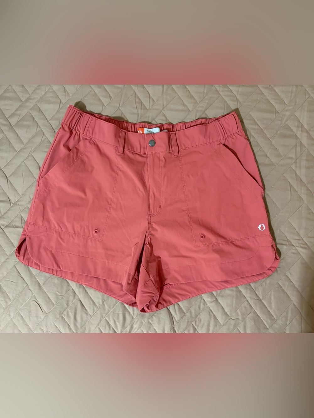 Women's Salmon The American Outdoorsman  Active Shorts -  Size Large